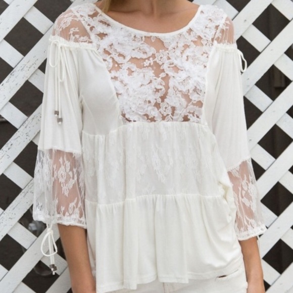 White Lily Lace Blouse - Picture 2 of 5